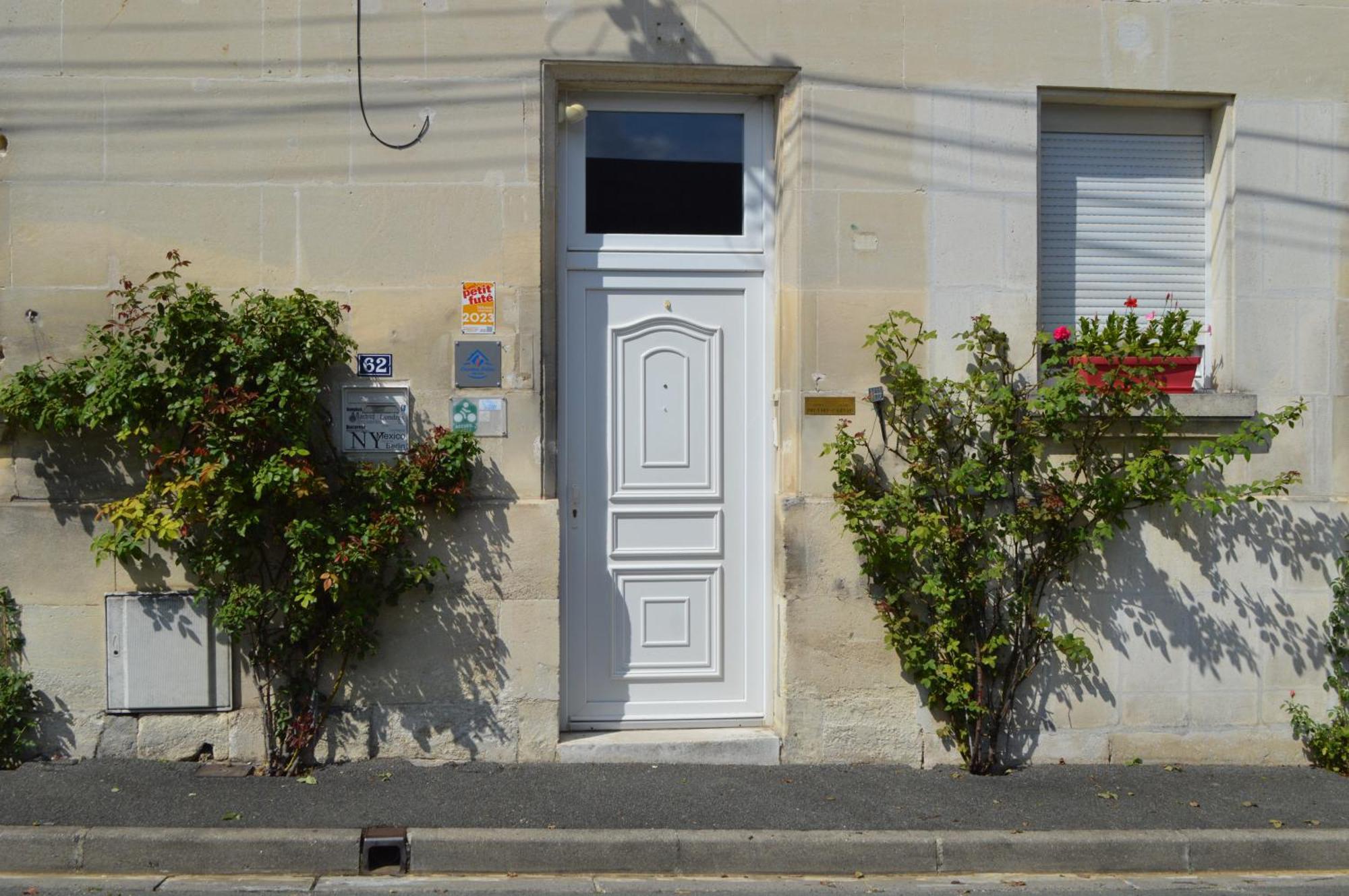 Bed and Breakfast Alain Et Nicole Cognac Esterno foto